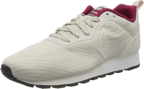 Nike Women's Md Runner 2 Eng Mesh WMNS 